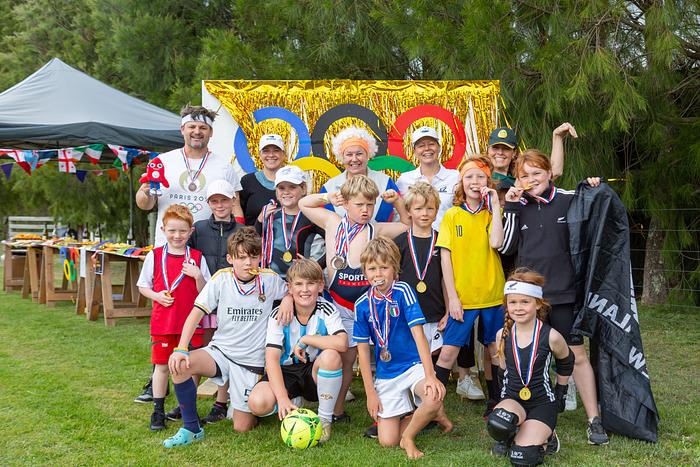 Round the Vines - Martinborough School 2026 logo